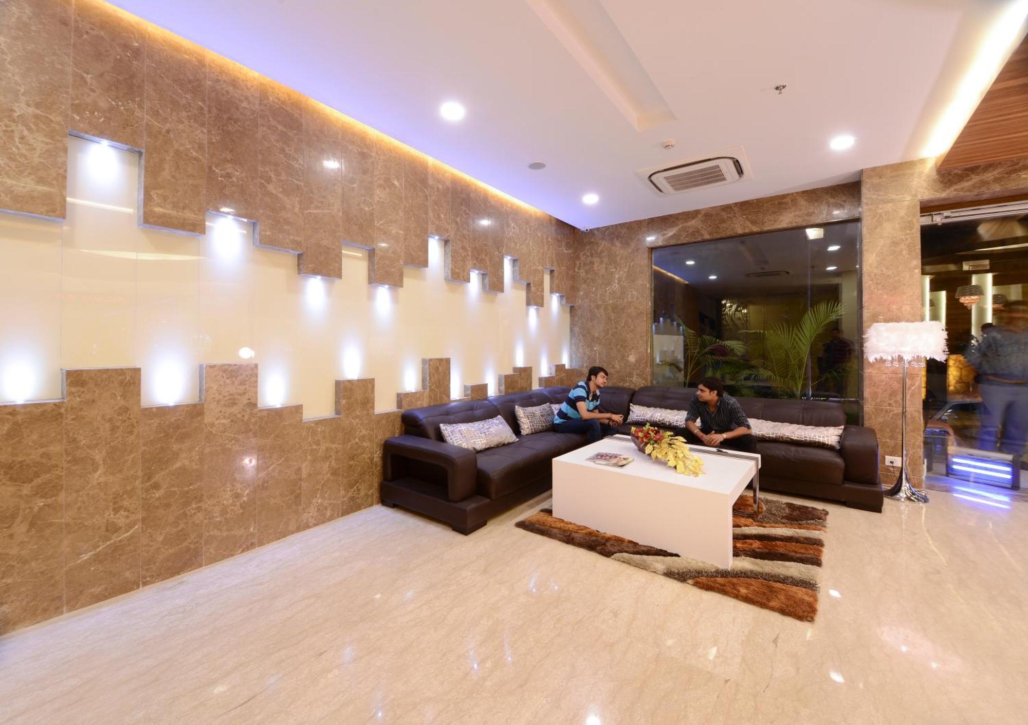 Hotel Alleviate Агра Экстерьер фото